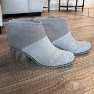 Toms Two-Tone Light Gray and Gray Suede Ankle Booties